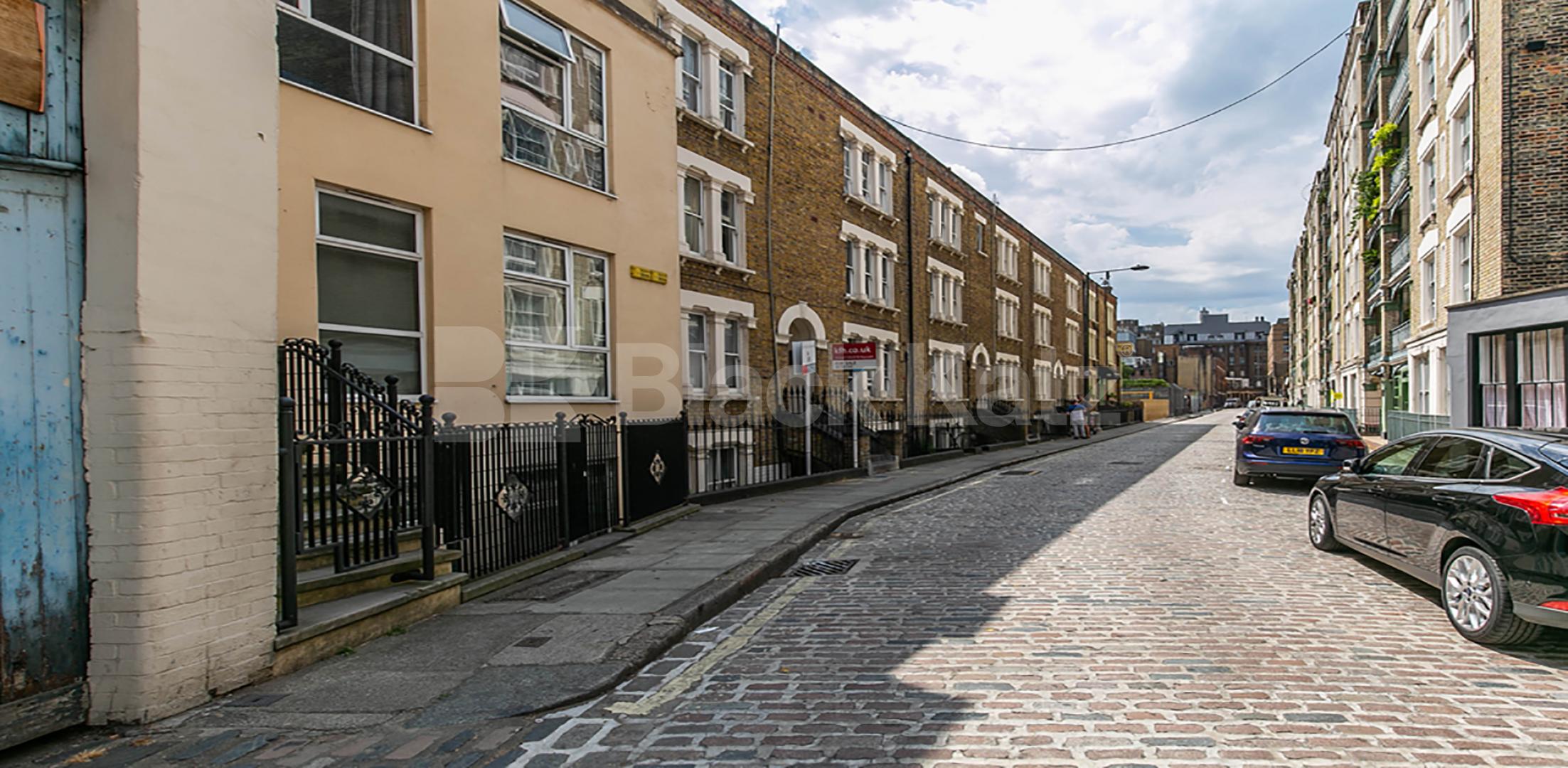 			ZONE 1 MINS TO TUBE!, 2 Bedroom, 1 bath, 1 reception Flat			 Wicklow Street, KINGS CROSS